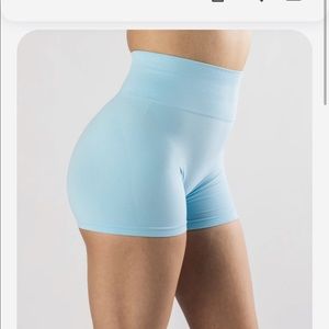 Alphalete Amplify Short- Arctic Blue- M